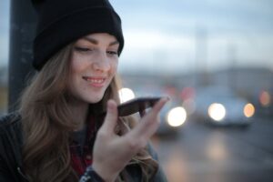 Read more about the article Voice Search’s Impact on SEO – How to Be the Go-To Source for Voice Search Assistants